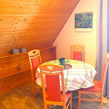 Luise Apartment